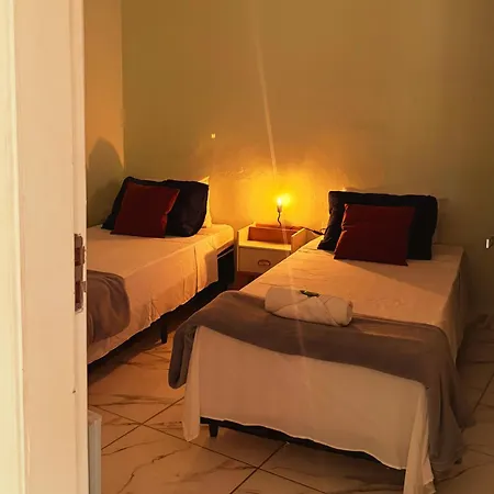 Golden Garden Hostel-2